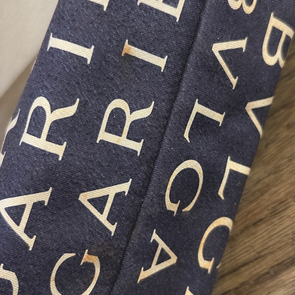 [BLVGARI] Signature Logo Navy & White Cosmetic Full-Zip Travel Toiletry Bag - Picture 11 of 11